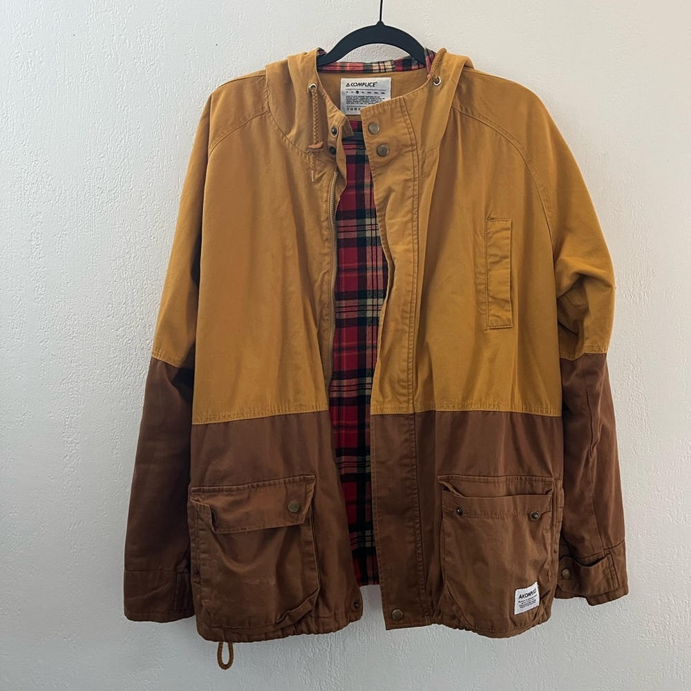 AKOMPLICE two tone jacket with flannel lining good condition size large